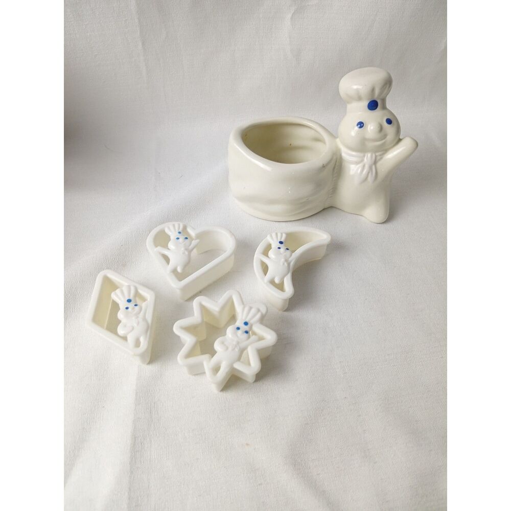 Vintage 1997 Pillsbury Doughboy Ceramic Kitchen Sponge Holder + 4 Cookie Cutters
